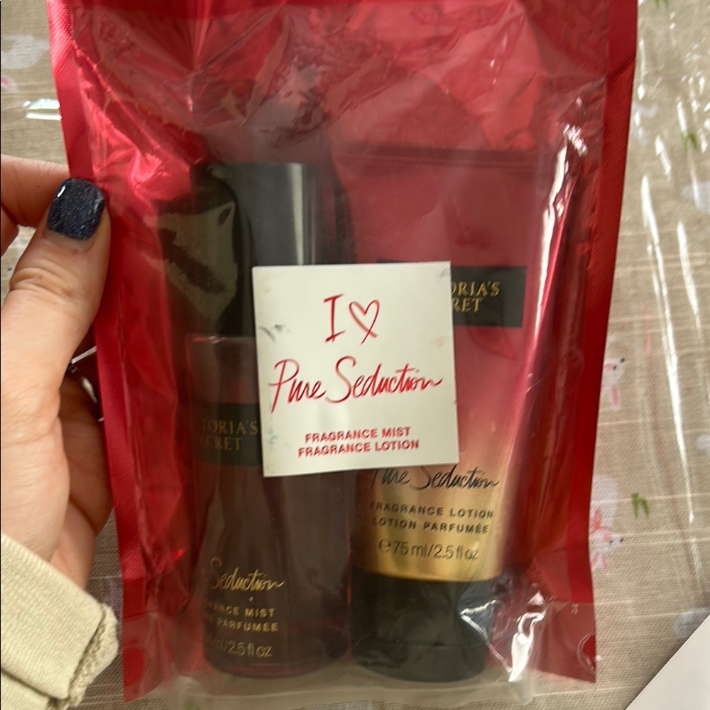 Victoria's Secret Pure Seduction Fragrance Mist and Lotion Set - Red